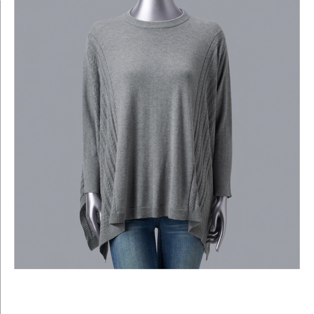 NWT Simply Vera size S/M grey sweater